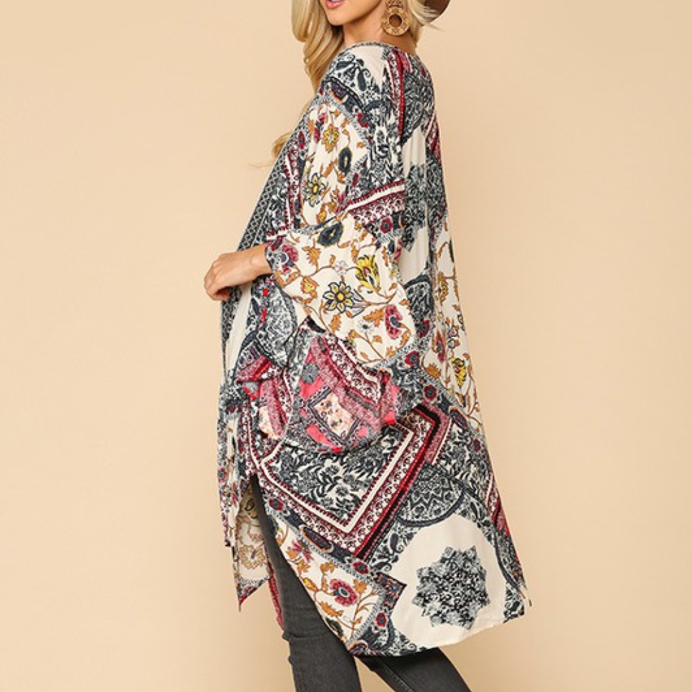 Vibrant border print ruffle sleeves kimono - Picture 4 of 8